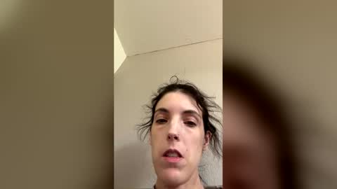 ivy_rose90 online show from 12, 6, 2026