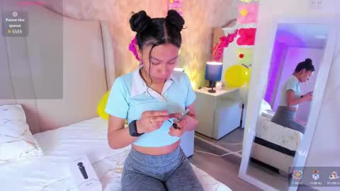 Ivy  online show from 26, 10, 2025