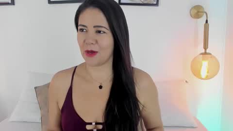 Ivy  online show from 4, 11, 2025