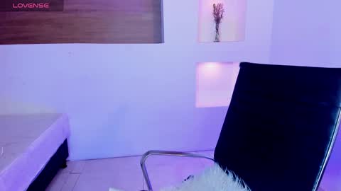 i v y  b l i s s online show from 27, 2, 2025