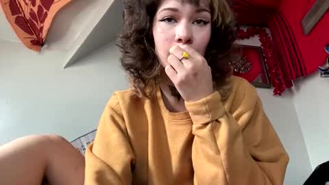 Snapshot of ivydevilll chatting on 26, 5, 2026 IVY DEVILL online show from 26, 5, 2026