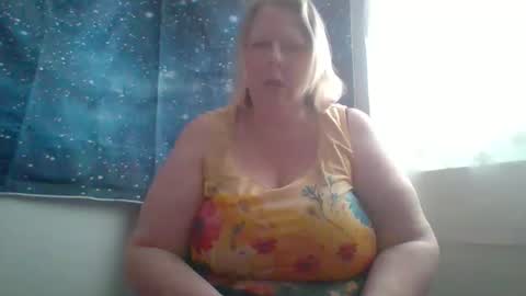 Snapshot of ivyjane3522 chatting on 30, 4, 2026 ivyjane3522 online show from 30, 4, 2026