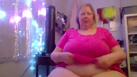 Snapshot of ivyjane3522 chatting on 11, 6, 2026 ivyjane3522 online show from 11, 6, 2026