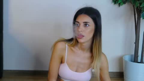 Snapshot of ivylustt chatting on 13, 6, 2026 IvyLustt online show from 13, 6, 2026