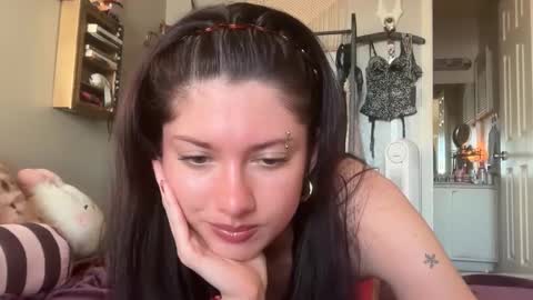 Ivy online show from 16, 2, 2026