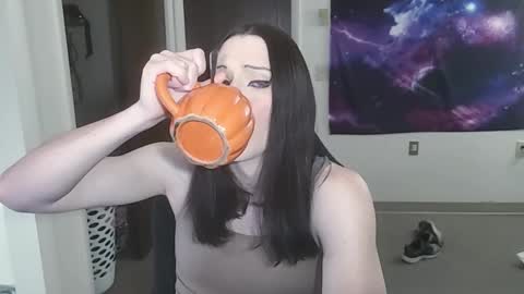 IvyRose499 online show from 8, 10, 2025