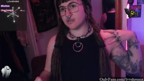 Snapshot of ivyshrumx chatting on 14, 11, 2025 Ivy ShrumX online show from 14, 11, 2025