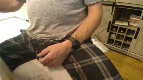 Snapshot of iwanttolicku40 chatting on 19, 10, 2025 iwanttolicku40 online show from 19, 10, 2025