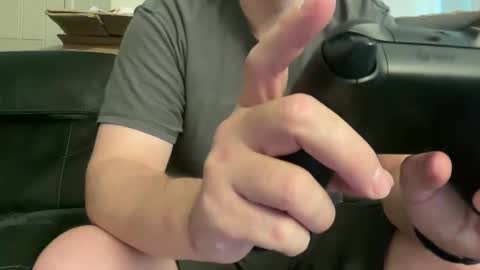 iwantyounow42069 online show from 10, 5, 2026