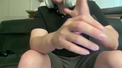 iwantyounow42069 online show from 17, 5, 2026