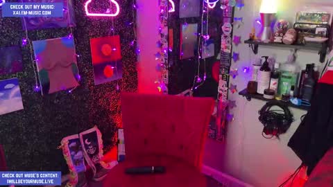 Muse hethey online show from 8, 10, 2025