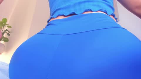 Iza online show from 15, 1, 2025