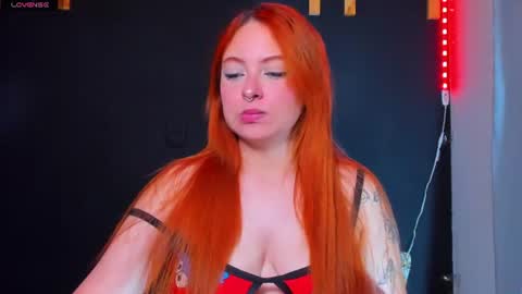 Snapshot of izyzys_baker chatting on 17, 7, 2026 hot izys online show from 17, 7, 2026