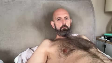 Snapshot of izzysboytoy1 chatting on 11, 5, 2026 izzysboytoy1 online show from 11, 5, 2026
