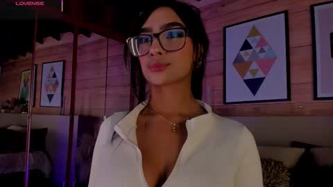 Snapshot of izzywild1 chatting on 26, 9, 2025 izzywild1 online show from 26, 9, 2025