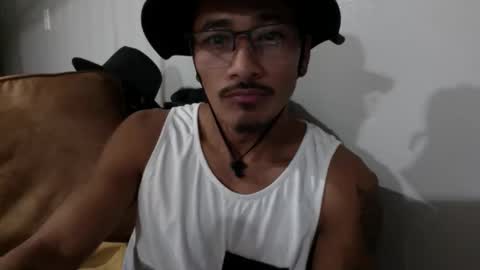 Snapshot of j0nnyk1ng chatting on 12, 11, 2025 Mugen online show from 12, 11, 2025