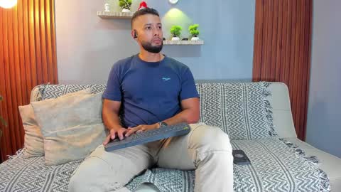 Calix  Independient model Insta and twt Calixsnake online show from 31, 3, 2026