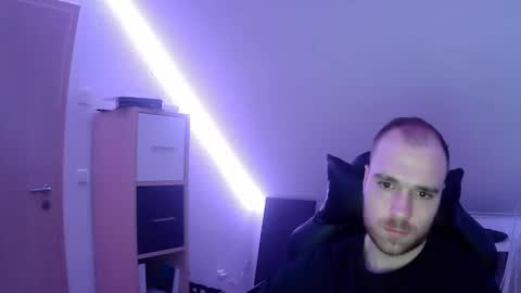 Snapshot of j_german783377 chatting on 19, 1, 2025 here4y online show from 19, 1, 2025