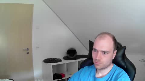 Snapshot of j_german783377 chatting on 25, 4, 2026 here4y online show from 25, 4, 2026