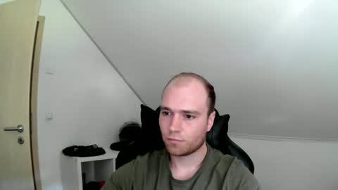 Snapshot of j_german783377 chatting on 13, 6, 2026 here4y online show from 13, 6, 2026