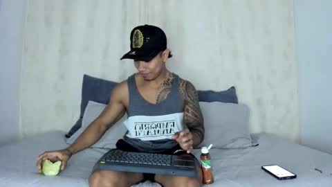 i am juan musiry independent model  online show from 12, 2, 2025