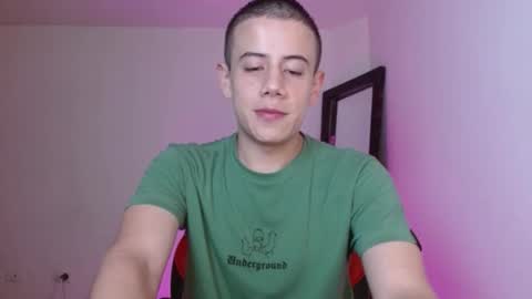 Snapshot of jac0b_x chatting on 20, 4, 2026 Tyler online show from 20, 4, 2026