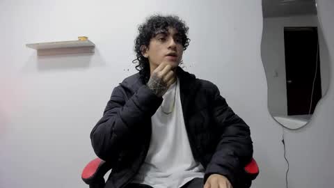 Jackes Taylor online show from 2, 11, 2025