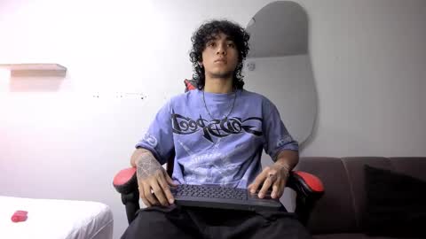 Snapshot of jackestaylor chatting on 12, 1, 2026 Jackes Taylor online show from 12, 1, 2026