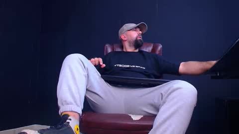 JackEthan online show from 4, 10, 2025