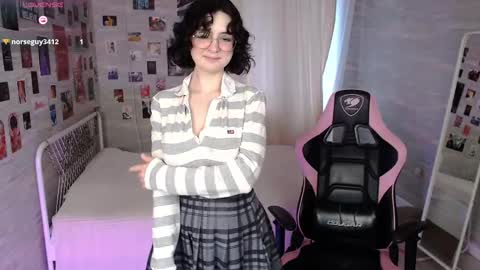 Snapshot of jackieapplepie chatting on 2, 6, 2026 JackieApplePie online show from 2, 6, 2026