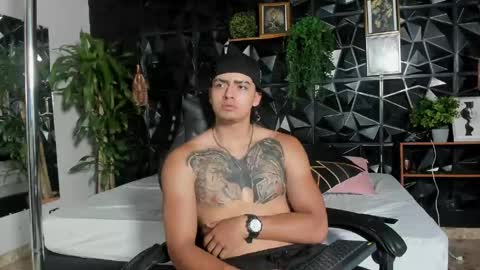 Snapshot of jackson_macleyn chatting on 11, 5, 2026 Jackson online show from 11, 5, 2026