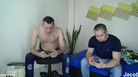 Jacob And Jayden online show from 7, 10, 2025