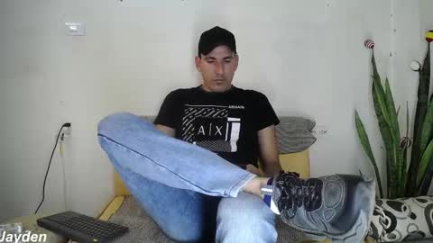 Jacob And Jayden online show from 8, 11, 2025