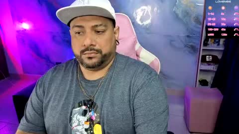 Snapshot of jacoob_woods chatting on 28, 4, 2026 daddy sir master bear online show from 28, 4, 2026