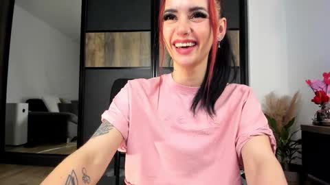 Snapshot of jacquelinehex chatting on 5, 2, 2026 Jacqueline online show from 5, 2, 2026