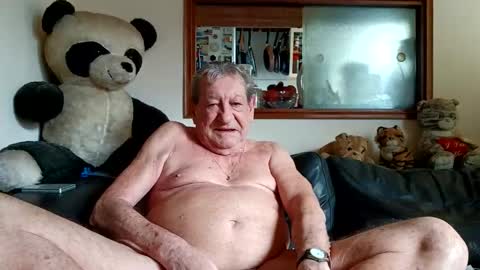 Snapshot of jacques_de_france chatting on 16, 5, 2026 Jacques online show from 16, 5, 2026