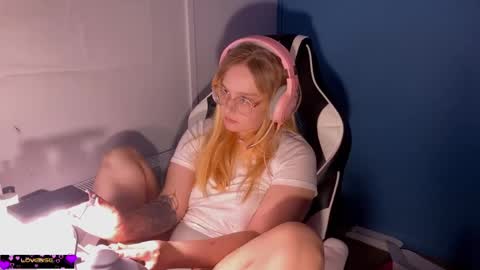 Snapshot of jacywinslat chatting on 1, 3, 2025 jacywinslat online show from 1, 3, 2025
