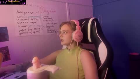 Snapshot of jacywinslat chatting on 6, 3, 2025 jacywinslat online show from 6, 3, 2025
