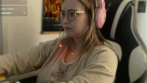 Snapshot of jacywinslat chatting on 9, 9, 2025 jacywinslat online show from 9, 9, 2025