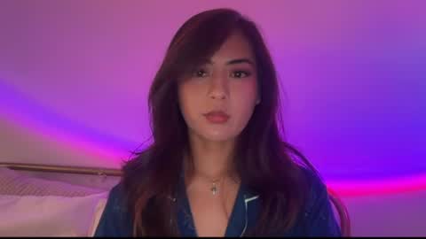 jade auraa online show from 5, 8, 2026