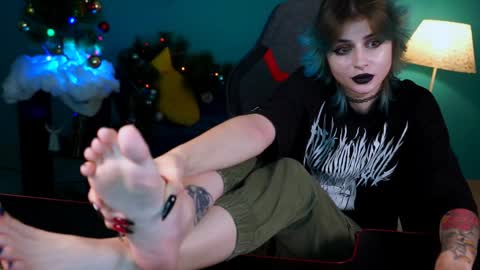 Snapshot of jade_castle chatting on 11, 1, 2025 jade_castle online show from 11, 1, 2025