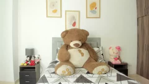 Snapshot of jade_obi chatting on 6, 7, 2026 Jade smile online show from 6, 7, 2026