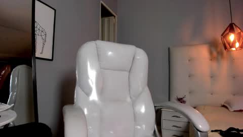 karlla scarlet online show from 17, 12, 2024