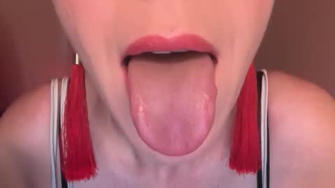 Snapshot of jade_slade chatting on 3, 5, 2026 Jade Slade online show from 3, 5, 2026