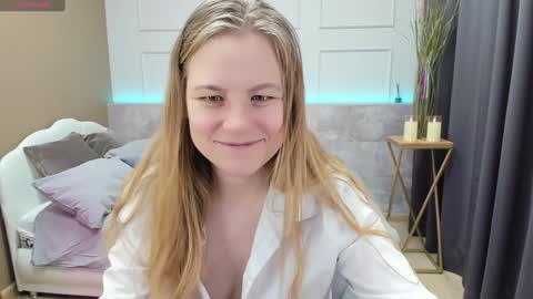 Snapshot of jade_soft chatting on 3, 1, 2025 Jade online show from 3, 1, 2025