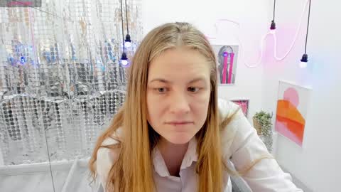 Snapshot of jade_soft chatting on 10, 1, 2025 Jade online show from 10, 1, 2025