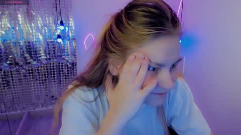 Snapshot of jade_soft chatting on 12, 1, 2025 Jade online show from 12, 1, 2025