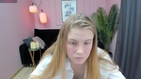 Snapshot of jade_soft chatting on 5, 2, 2025 Jade online show from 5, 2, 2025