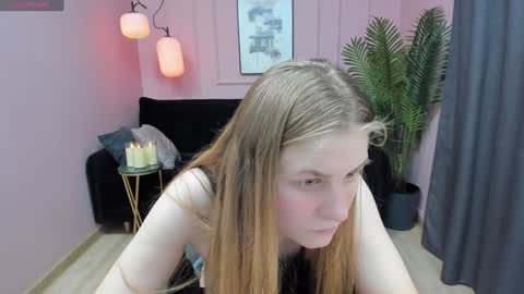 Snapshot of jade_soft chatting on 6, 2, 2025 Jade online show from 6, 2, 2025