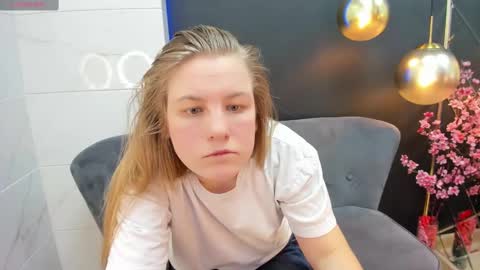 Snapshot of jade_soft chatting on 16, 2, 2025 Jade online show from 16, 2, 2025